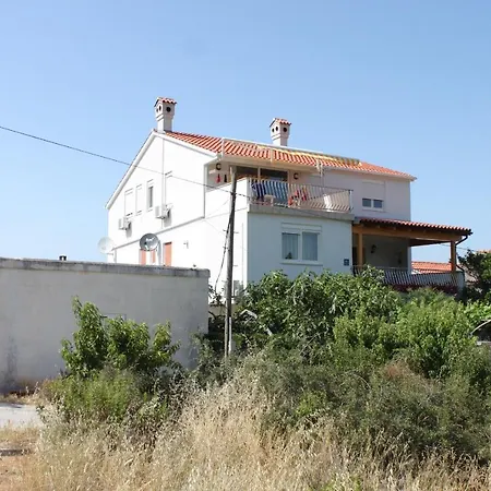 Guest house And With Parking Space Bozava, Dugi Otok - 8100 3*