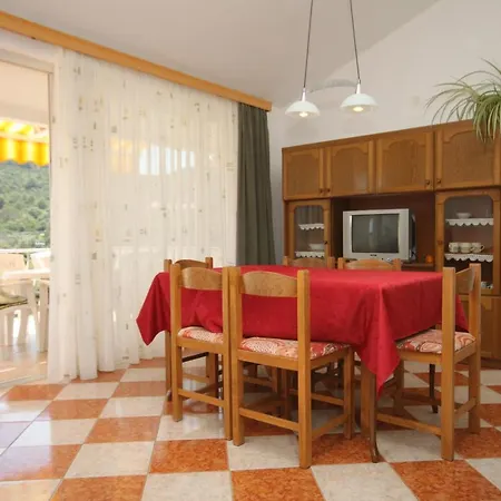 Guest house And With Parking Space Bozava, Dugi Otok - 8100