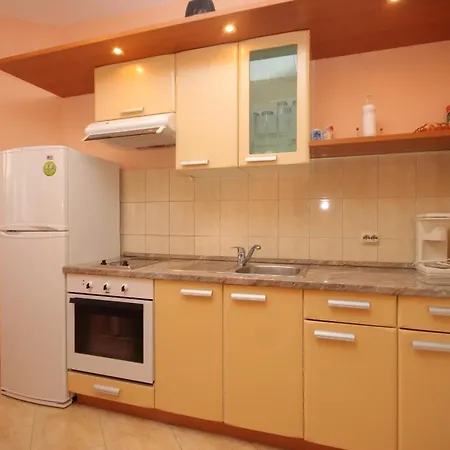 Guest house And With Parking Space Bozava, Dugi Otok - 8100 Bozava